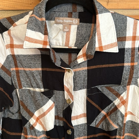 Flannel - Picture 2 of 3